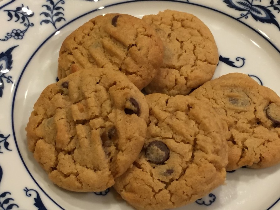 ピーナッツバターチョコチップクッキーの画像
