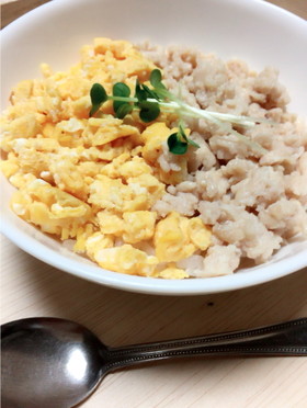 ふっくら鶏そぼろ丼