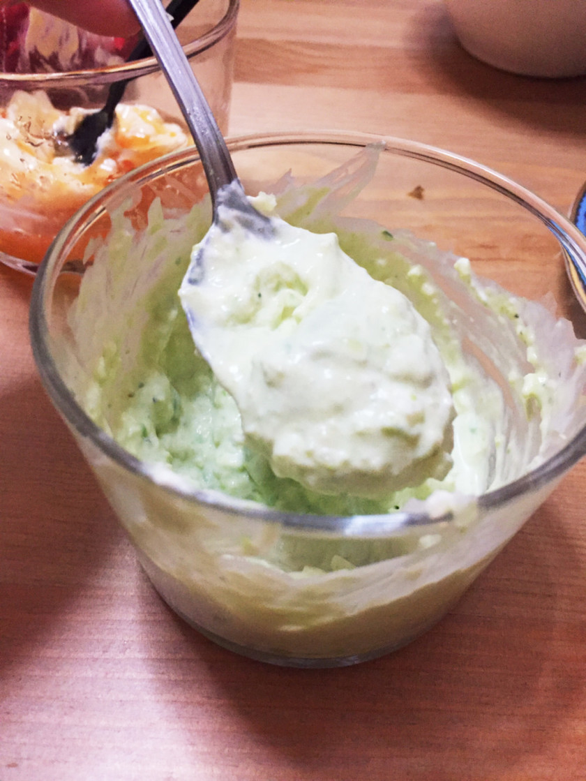ワカモレ☆アボカドサワークリームディップ by ブレイクニー 【クックパッド】 簡単おいしいみんなのレシピが351万品