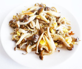 しめじと玉子の中華風炒め