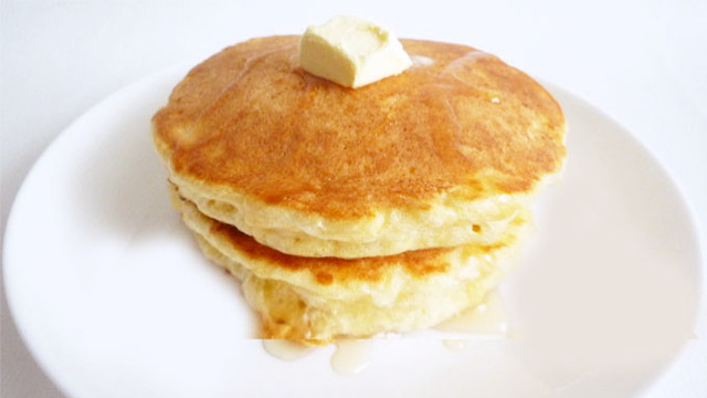 Hm メレンゲでふわふわ ホットケーキ レシピ 作り方 By Liqueur クックパッド 簡単おいしいみんなのレシピが356万品