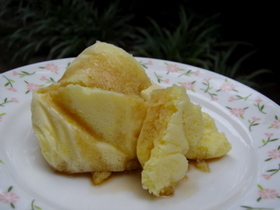 お鍋で作る、ゆで蒸しパン♪