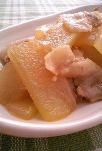 冬瓜と豚バラ肉の炒め煮