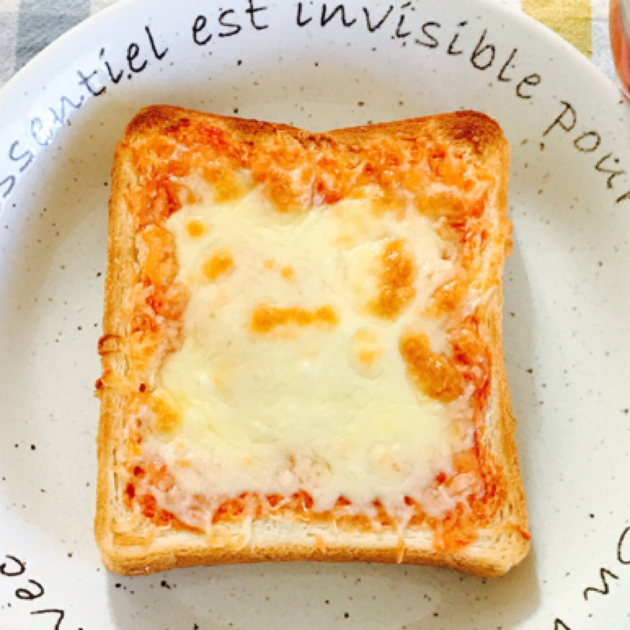 チーズ好きにおすすめ♡ピザトースト♡の画像