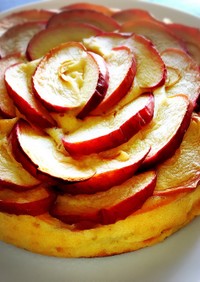 超簡単で美味♡りんごとヨーグルトのケーキ