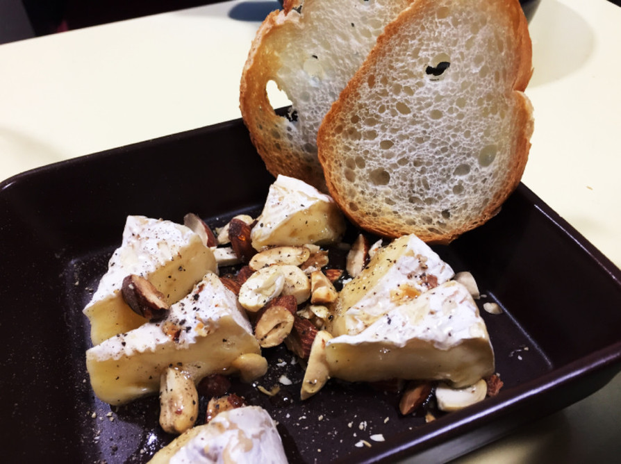 ウイスキーとナッツのカマンベール焼き レシピ・作り方