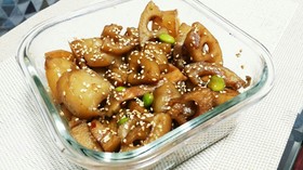 こんにゃくと蓮根と枝豆の甘辛煮 舞茸もね