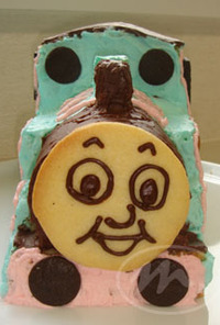 ♪機関車トーマスのケーキ♪