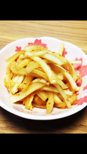 レンジで簡単*大根の皮きんぴら風