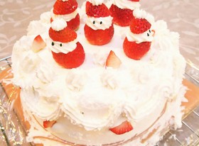 イチゴサンタのクリスマスケーキ♪
