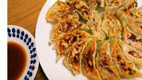 肉なし☆た~っぷりキャベツの野菜餃子