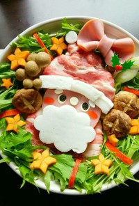 クリスマス鍋 水菜リースとバラ肉サンタ
