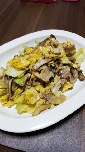 簡単!節約☆豚肉と舞茸の卵炒め