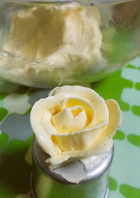 昔懐かし卵黄で作る美味しいバタークリーム