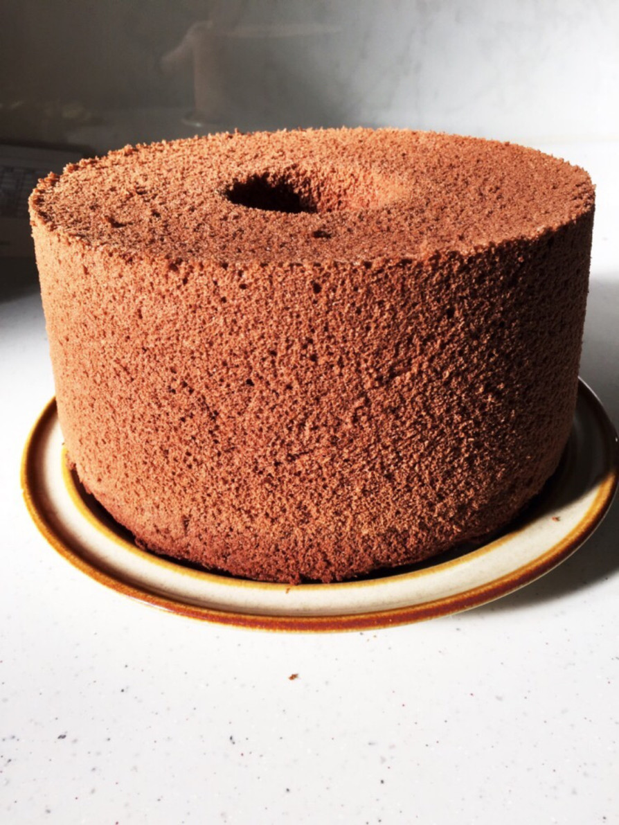 チョコレートシフォンケーキの画像