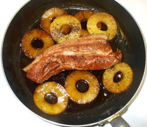 豚ロース・厚切りとパイナップルのコーラ煮の画像