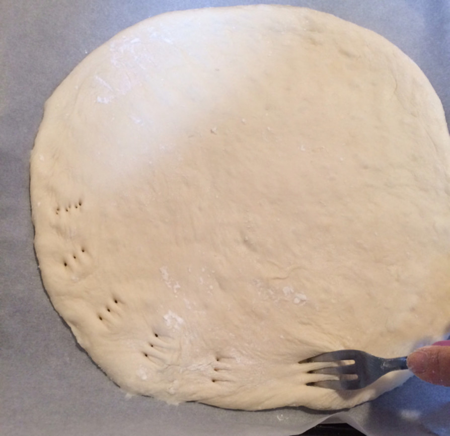 薄力粉で作る簡単ピザの生地の画像