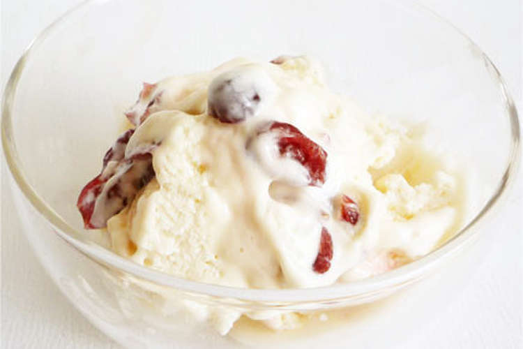 ドライクランベリーアイスクリーム レシピ 作り方 By Liqueur クックパッド 簡単おいしいみんなのレシピが352万品