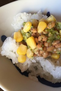 納豆とコーン&ブロッコリーのご飯