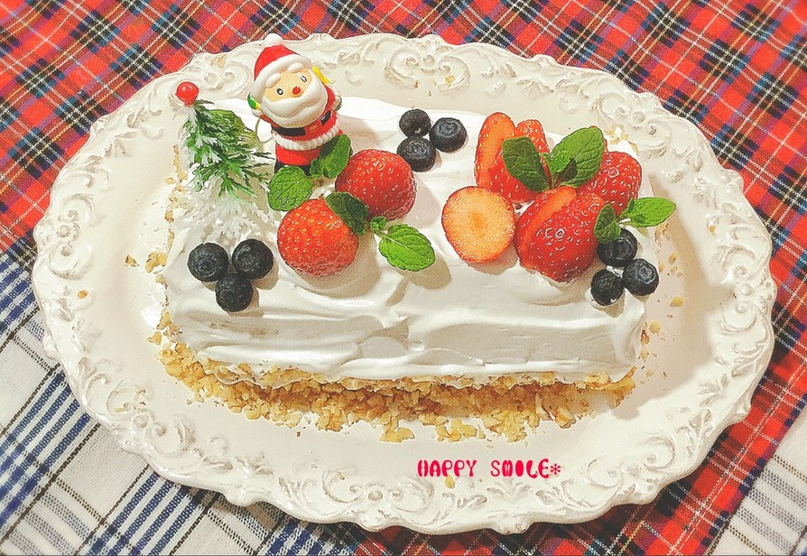 ふわっふわんのクリスマスロールケーキ♡の画像