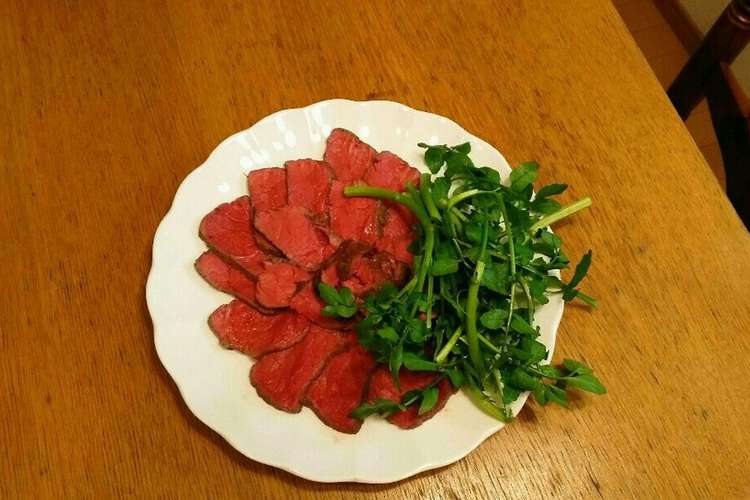 保温鍋で作るローストビーフ レシピ 作り方 By Lisa109 クックパッド 簡単おいしいみんなのレシピが367万品