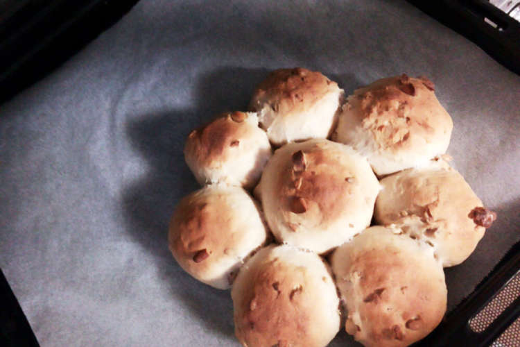 オシャレなナッツのちぎりパン Hbなし レシピ 作り方 By Yukamenu クックパッド 簡単おいしいみんなのレシピが361万品