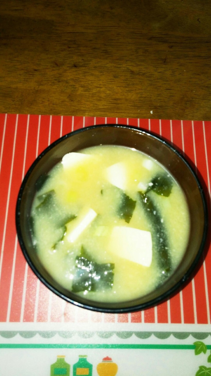 寒い日にうれしいポカポカ粕入り味噌汁の画像