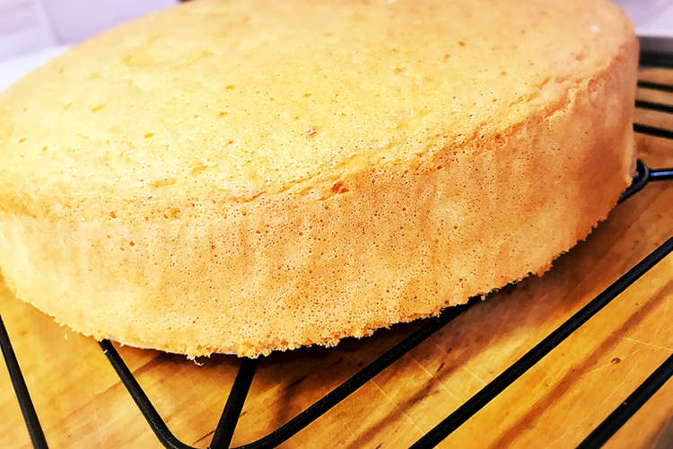共立て簡単 スポンジケーキ 砂糖少な目 レシピ 作り方 By Pimis クックパッド 簡単おいしいみんなのレシピが371万品