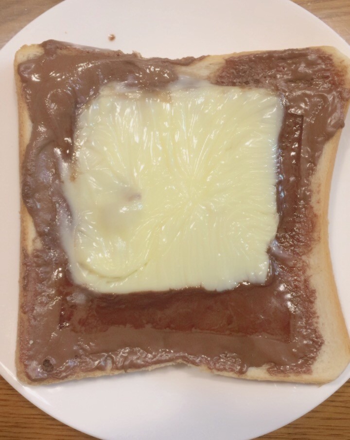 nutellaチーズトースト。の画像