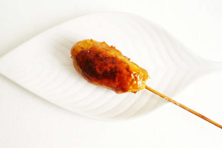 焼き鳥 ねぎと胡麻のつくね串 レシピ 作り方 By Liqueur クックパッド 簡単おいしいみんなのレシピが352万品