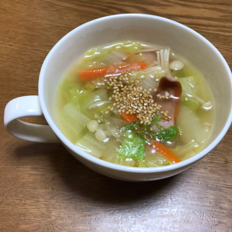レタススープ♪野菜たっぷり☆あっさり！