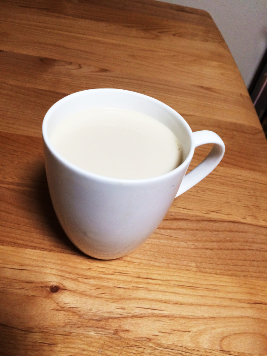 カフェインレスの麦茶牛乳の画像