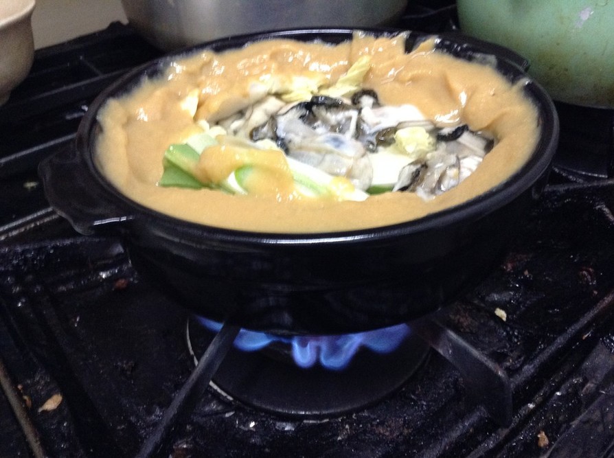 一粒牡蠣の土手鍋の画像