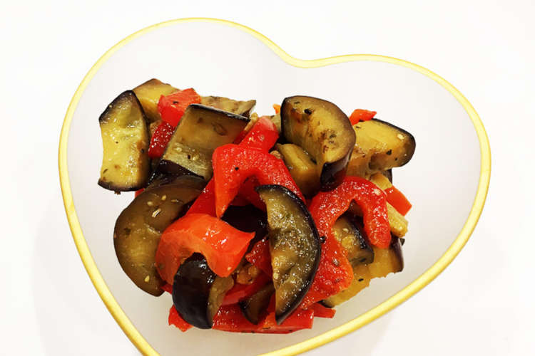 ナス パプリカ炒め お酢 ハーブソルト