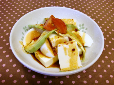 ゆで卵でピータン豆腐風の写真