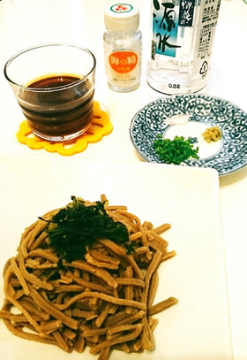 簡単健康!年越し手打ちそば~明日葉風味~