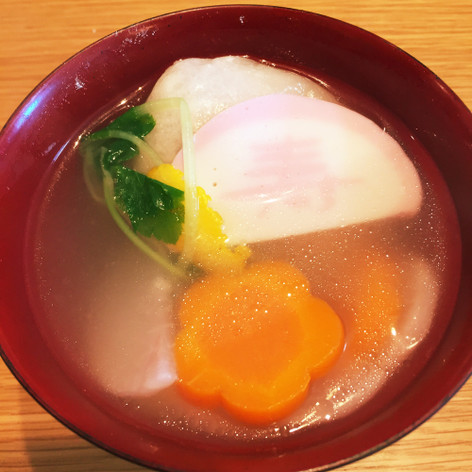 鶏がらスープの素で作る東京風お雑煮