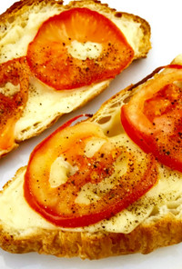 トマト＆チーズ♡パン屋さんのクロワッサン