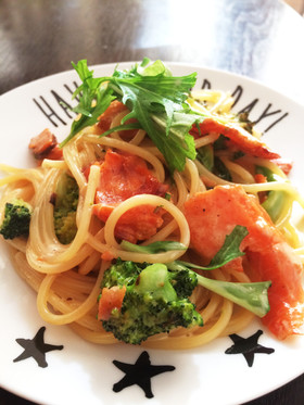 スモークサーモンのクリームチーズパスタ