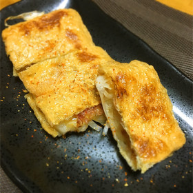 カリもちっ♪油揚げのねぎ餅はさみ焼き