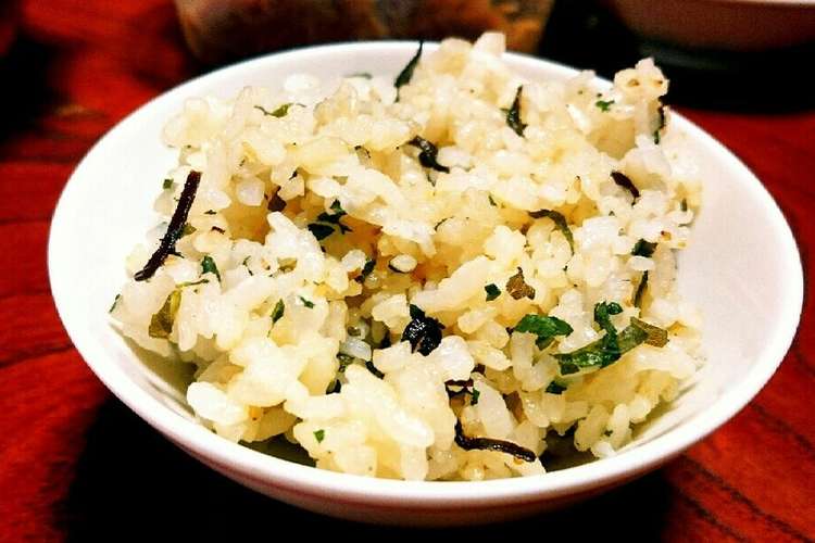塩昆布と大葉の混ぜごはん レシピ 作り方 By Miso7 クックパッド 簡単おいしいみんなのレシピが352万品