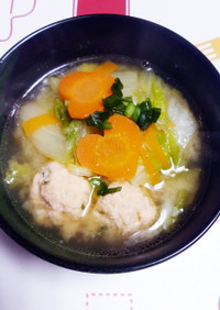 鮭団子と野菜の具だくさん味噌汁（５人分）