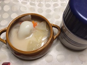 余ったお餅でスープジャーお雑煮ランチ