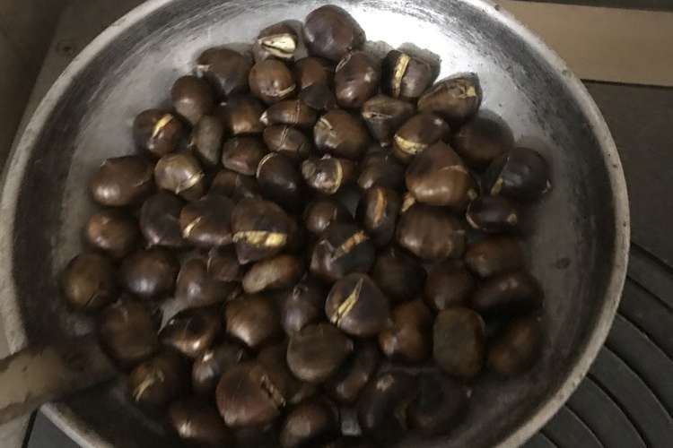 フライパンで焼き栗 レシピ 作り方 By Yokchina クックパッド 簡単おいしいみんなのレシピが354万品