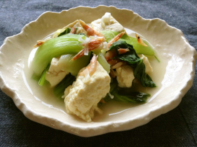 お豆腐と青梗菜の生姜煮の写真