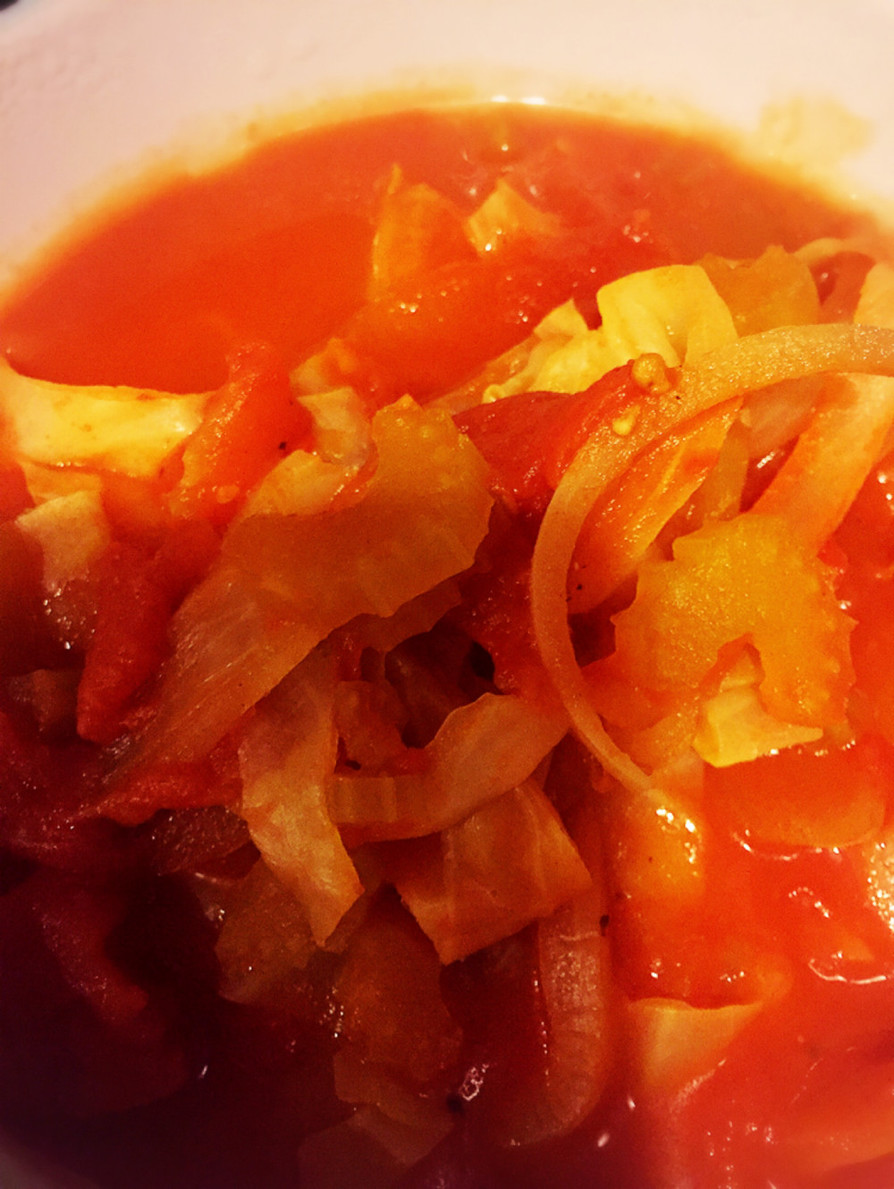 簡単切って煮込むだけトマトスープの画像