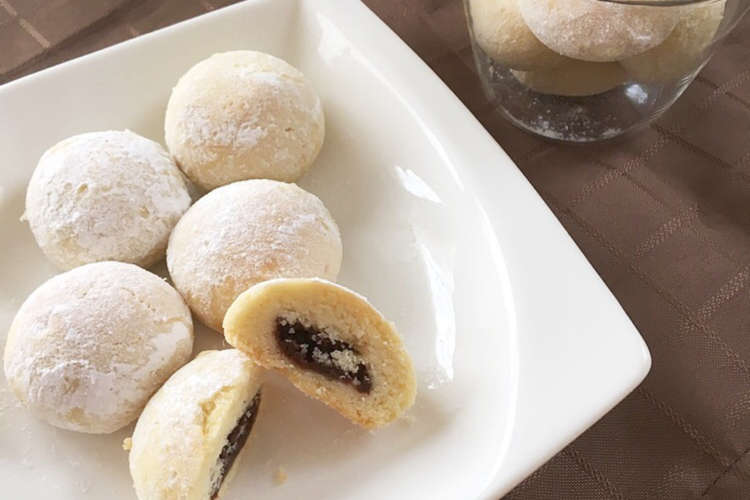 さくほろっ 生チョコ入りスノーボール レシピ 作り方 By さぉぽんぽん クックパッド 簡単おいしいみんなのレシピが352万品
