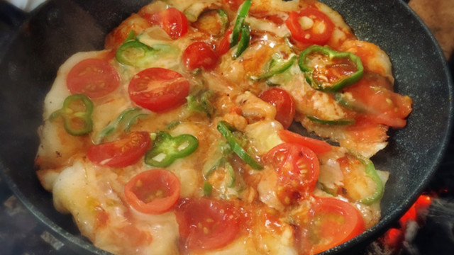 もちピザ簡単 フライパンで レシピ 作り方 By みっきい クックパッド 簡単おいしいみんなのレシピが354万品