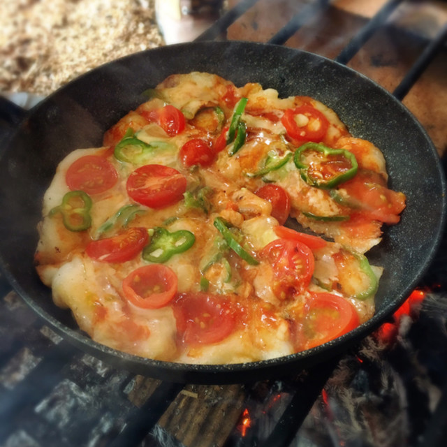 もちピザ簡単 フライパンで レシピ 作り方 By みっきい クックパッド 簡単おいしいみんなのレシピが354万品