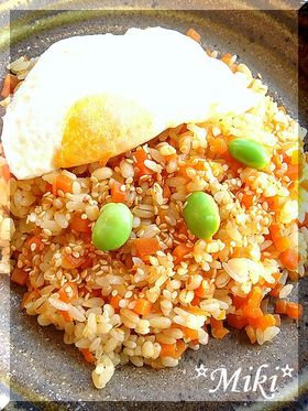 夕焼け小焼けの・・・♪にんじんごはん。